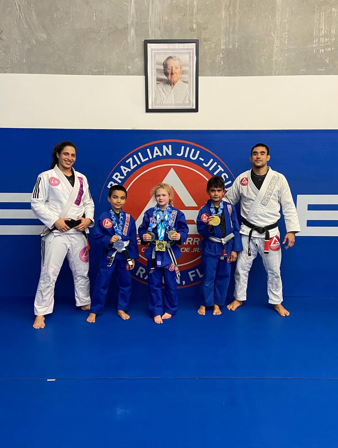 Kids champions at Gracie Barra Boca Raton with medals from Compnet